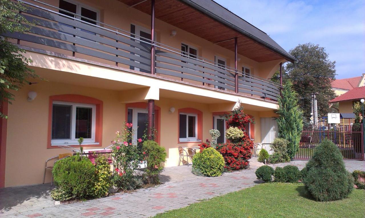 Penzion Areal Zamma Roznava Exterior photo